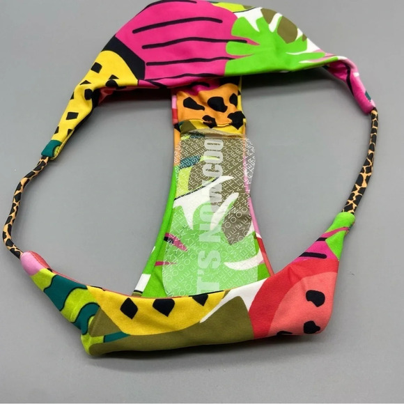 New! It’s now cool String Bikini Bottom cheeky thong in Tropicool 1893 - Picture 8 of 10